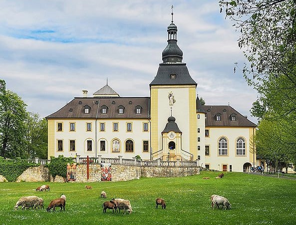 Kamień Śląski (woj. opolskie) – barokowy pałac