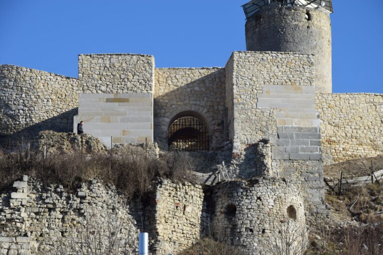 Iłża (woj. mazowieckie) – efekty prac przy ruinach gotycko-renesansowego zamku biskupów krakowskich