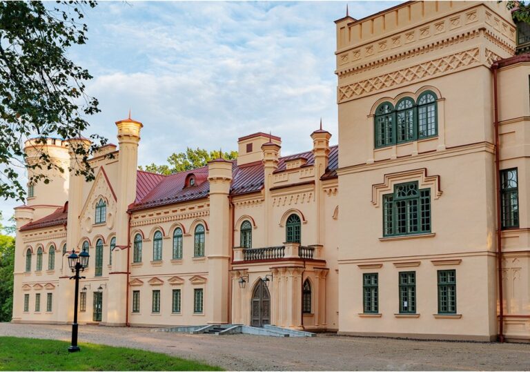 Łotwa – Pałac Borchów w Prelach (Łatgalia, dawne Inflanty)