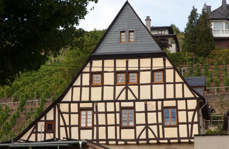 Niemcy – udany remont szachulcowego domu w Zell (Środkowa Mozela, Nadrenia-Palatynat)