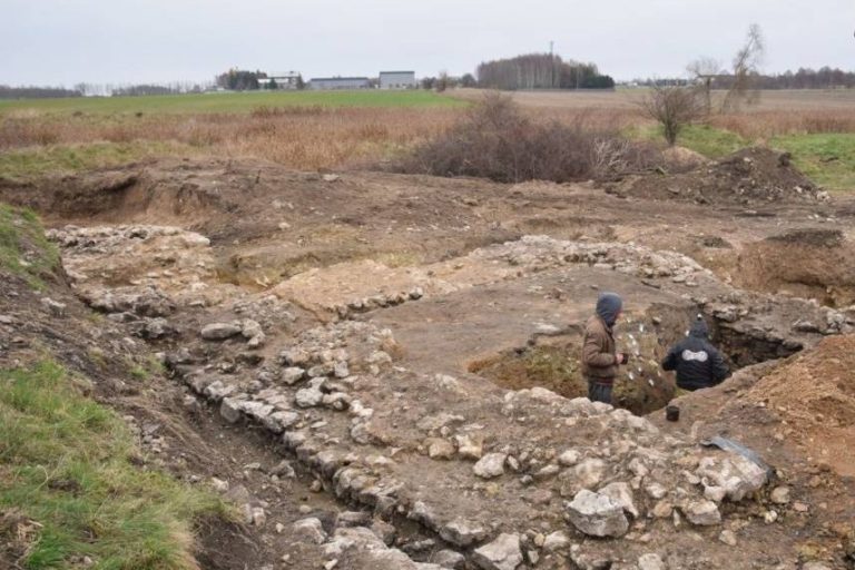 Koziegłowy (woj. śląskie) – miasto i gmina podpisały umowę na częściową odbudowę dawnego zamku i grodu