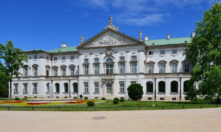 Warszawa – Pałac Krasińskich i historia jego powojennej odbudowy