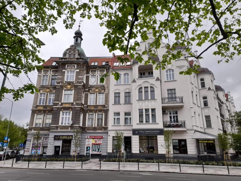 Dlaczego lubimy stare kamienice, czyli rzecz o psychologii architektury