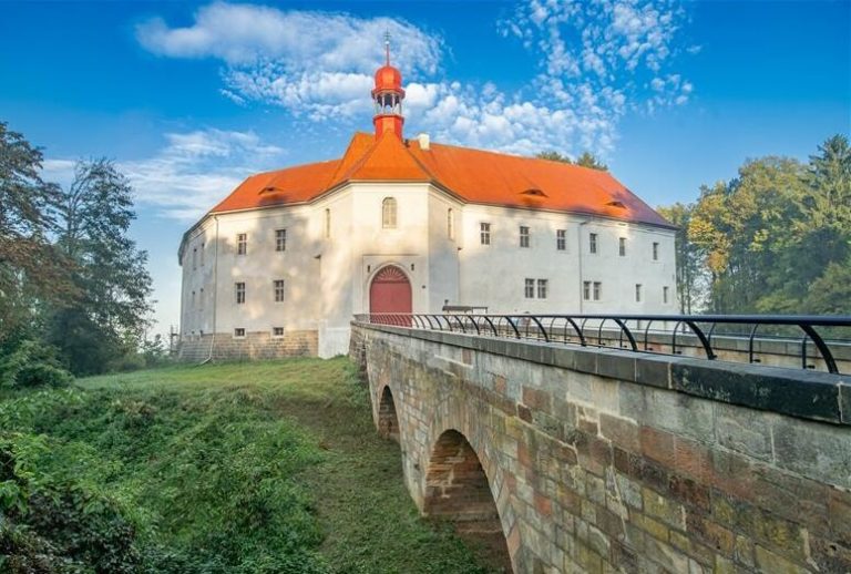 Czechy – ponad 20-letnia odbudowa zamku Vartenberk powoli dobiega końca