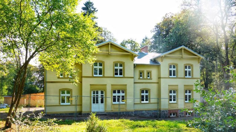 Świdwin (woj. zachodniopomorskie) – budynkowi dawnego Domu Strzeleckiego przywrócono wygląd zbliżony do historycznego