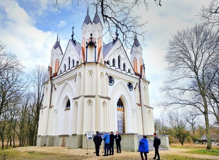 Białoruś – w Zakozielu otwarto odrestaurowaną kaplicę Orzeszków