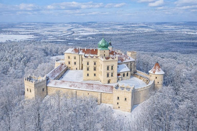 Rudno (woj. małopolskie) – kolejny etap prac na zamku Tenczyn oraz wizualizacje SI