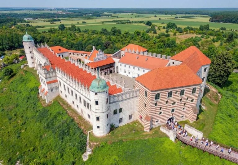 Janowiec nad Wisłą – wizualizacje SI zamku oraz najnowsze informacje o pracach konserwatorskich